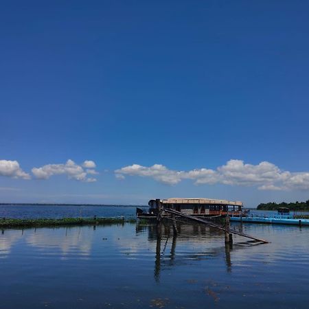 Water Scapes Hotel Kumarakom Exterior foto