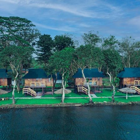 Water Scapes Hotel Kumarakom Exterior foto