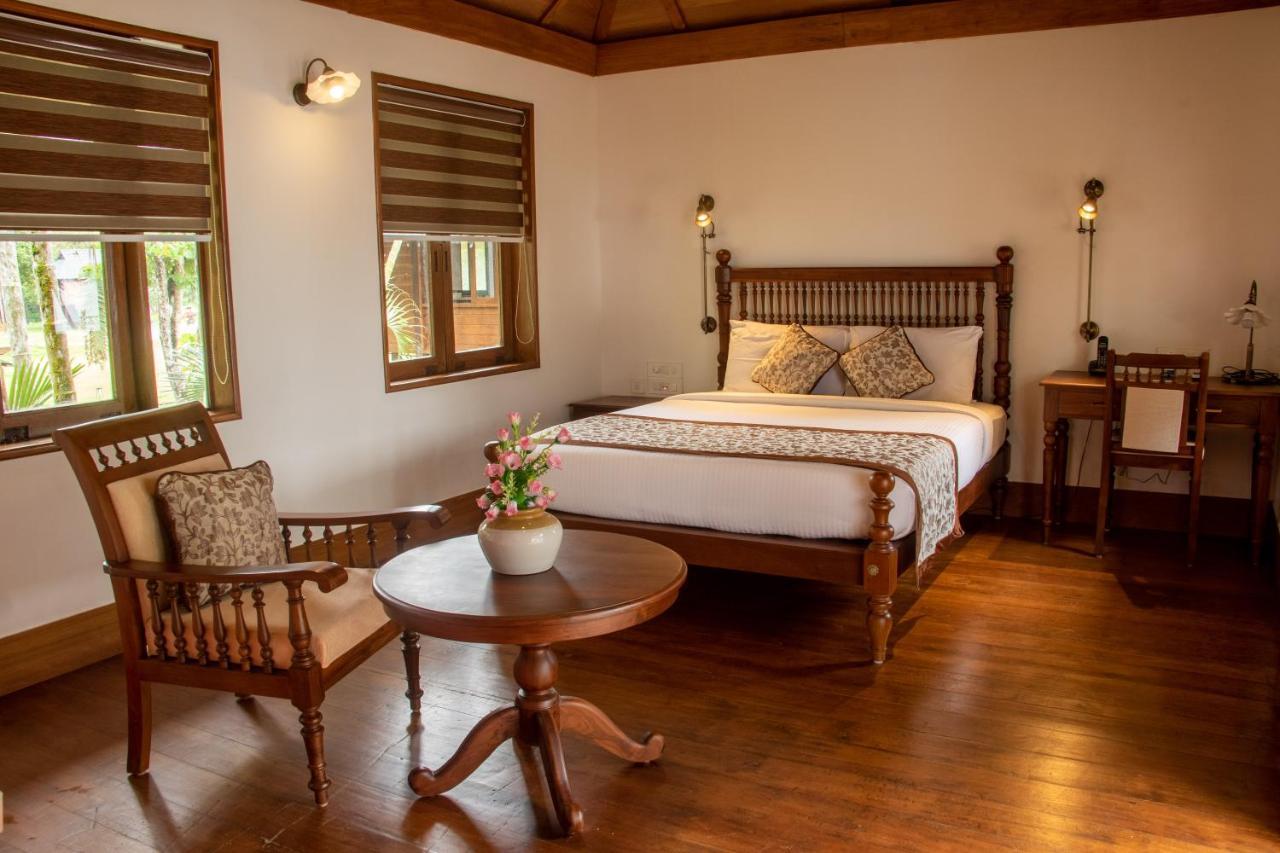 Water Scapes Hotel Kumarakom Exterior foto