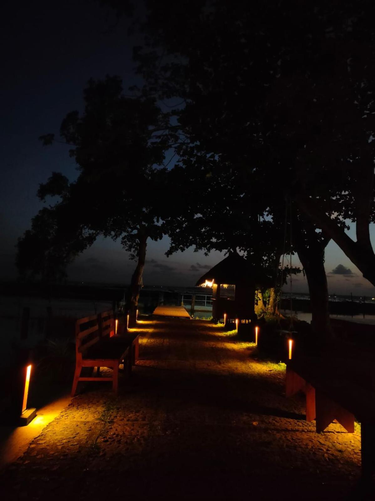 Water Scapes Hotel Kumarakom Exterior foto