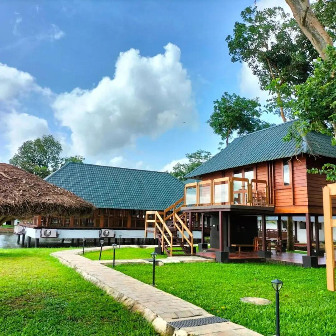 Water Scapes Hotel Kumarakom Exterior foto