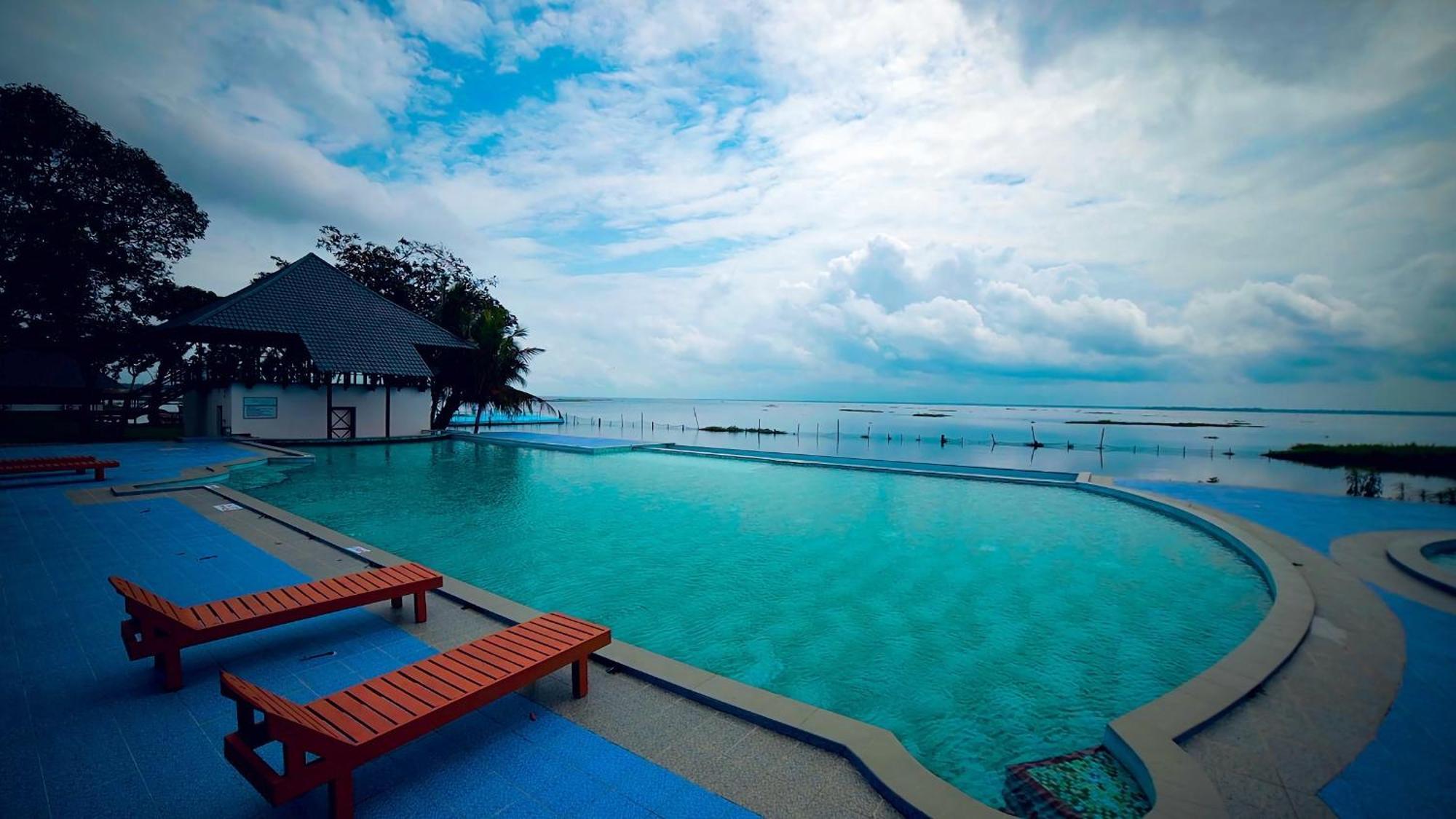 Water Scapes Hotel Kumarakom Exterior foto